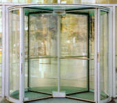 广州自动门与旋转门 科技、美观与安全的现代通道解决方案